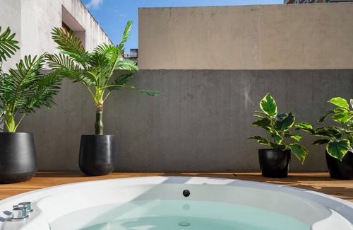 Recoleta Condo | Fliphaus + Bustamante 2400 - 4 Bd Pool Recoleta