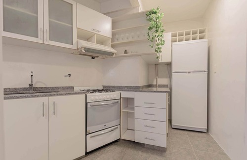 Recoleta Apartment | Fliphaus + Junin 1200 - 2 Bd in Recoleta