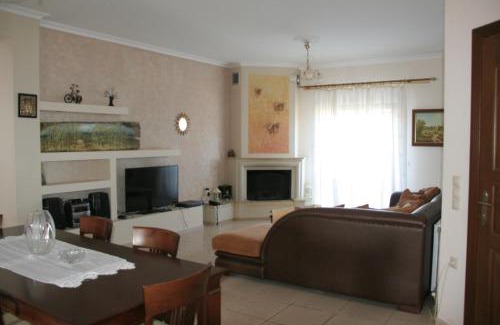 Gialos Apartment | Flisvos Rooms