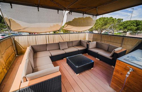 Piran Other | Floating house BRAVIA