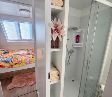 Seca Apartment | Floating house SOPHY