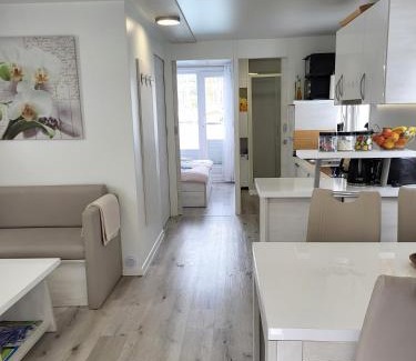 Seca House | Floating Sea house MIRAMARE