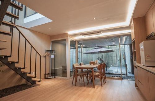 Sang House | Floating Whale Gapyeong Pool Villas Spa Resort