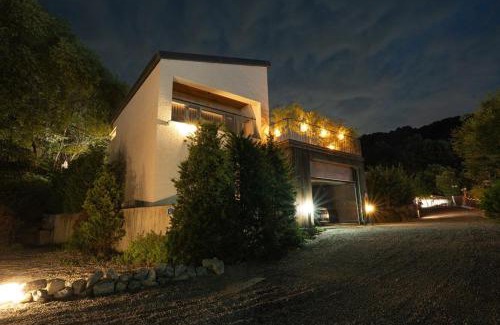 Sang House | Floating Whale Gapyeong Pool Villas Spa Resort