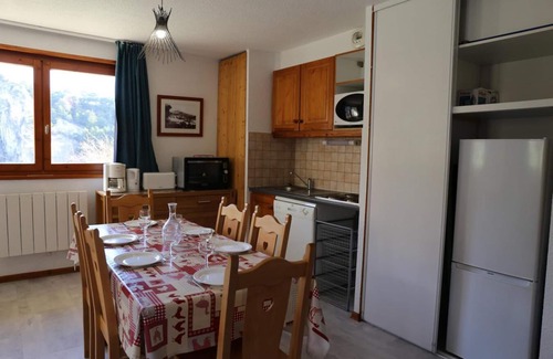 Aussois Apartment | Floor -1, terrace, tv, ski locker, 41m², Aussois