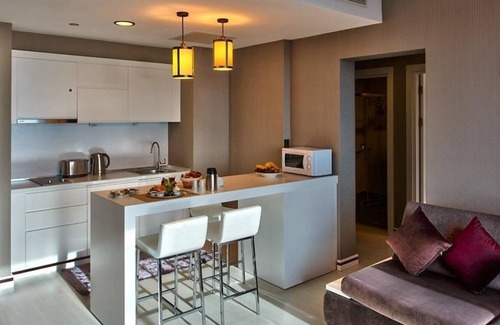 Kucukbakkalkoy Condo | Flora Apartments by Sevent
