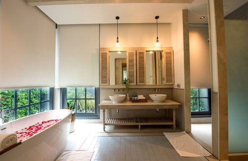 Su Thep Hotel | Flora Creek Resort & Garden Chiang Mai