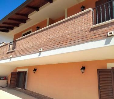 Torrevecchia Teatina Apartment | Flora house