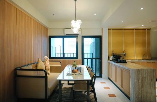 Khlong Toei Nuea Apartment | Floral Court Hotel & Residence Sukhumvit 13