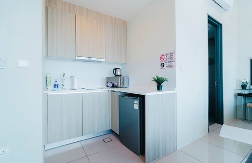 Downtown George Town House | Florence's Studio at 218 Tropicana, Macalister