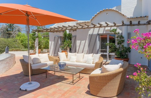 Meia Praia Villa | Flores – exclusive 5-bed villa with private pool & stunning seaviews