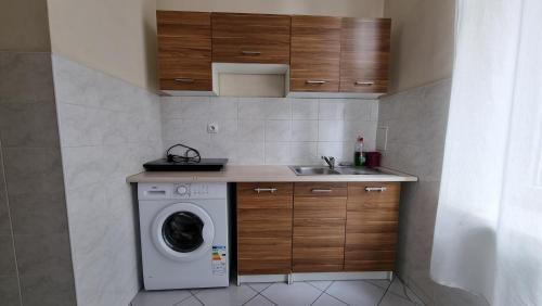 Wesoła Zachod Apartment | Florian Apartment 8