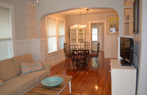East Pensacola Heights House | Florida Cottage.A Sumptuous blend of old and new!