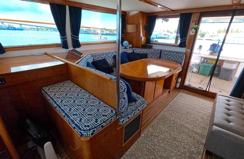 Grand Harbor Boat Rental | Florida Keys Miami Catamaran all inclusive