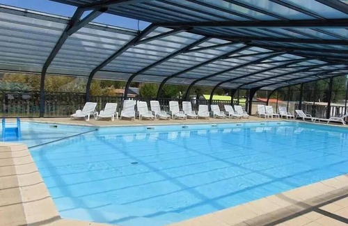 Avrille House | Flower Camping Beauchêne * - Mobil-home Standard 30 m2/2 bedrooms - covered terrace 6 people