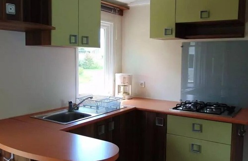 Avrille House | Flower Camping Beauchêne * - Mobil-home Standard 30 m2/2 bedrooms - covered terrace 6 people