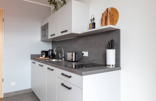 Mitte Apartment | FLOWER´s by Limehome