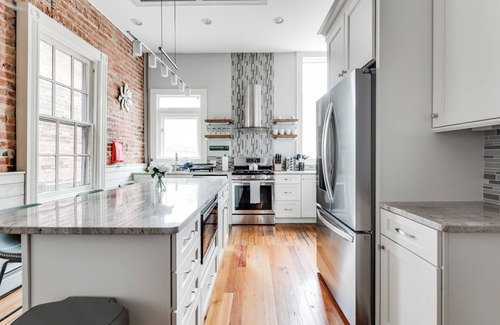 Richmond House | Floyd’s FAN-tastic 3BR/3BA | Prime RVA Location