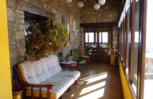 Lles House | Fonda Ca l'Abel