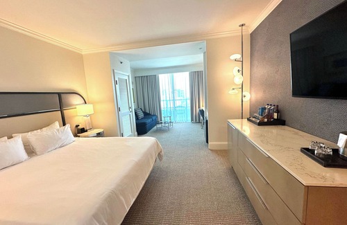 Mid Beach Resort | Fontainebleau Resort JR Suite Ocean View Resort Fee Included & 2 Spa Passes