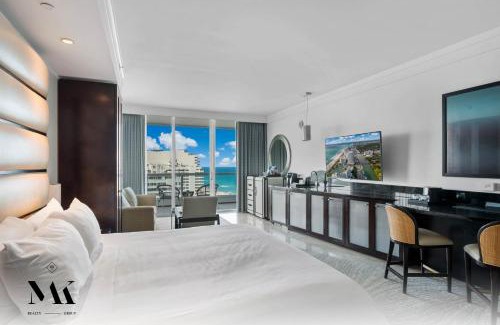 Mid Beach Apartment | FontaineBleau Resort Balcony w Pool & Ocean View