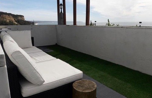 Costa de Caparica Hostel | Fonte da Telha Beach Hostel