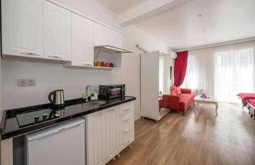 Taksim Apartment | FOR 12 Person - 2 Min to Taksim Square