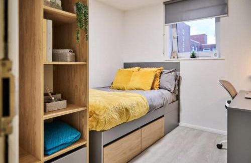 Welford Apartment | For Students Only Queens Court at Leicester