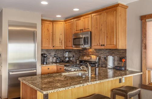 Purgatory Condo | FORE THE VIEWS!