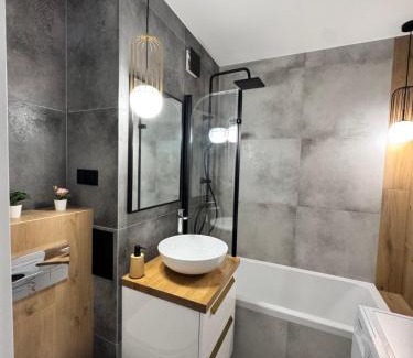 Targowek Apartment | Forest Apart V