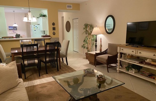 Naples Condo | Forest Glen Country Club Garden Home 2 Bedroom Plus Den 4th hole, Naples, FL