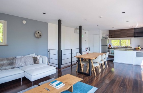 Niseko House | Forest Hideaway