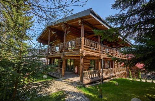 Yablunytsya House | Forest Hill Shale