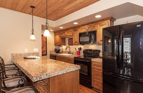 Incline Village House | Forest Pines Condo #219 - walk to beaches
