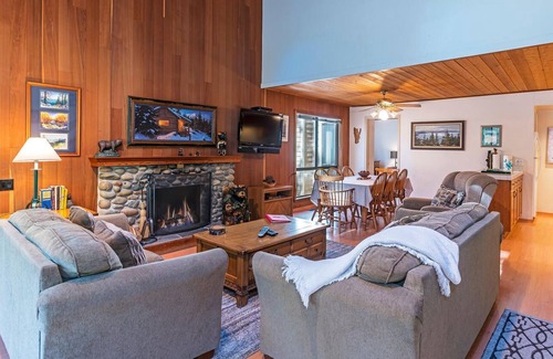 Incline Village House | Forest Pines condo # 224 - walk to beaches