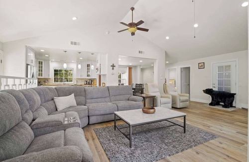 Lake Arrowhead House | Forest Retreat w/Decks, Game Room & Walk to Lake