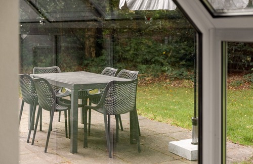 Borger House | Forest Stay with Shared Pool