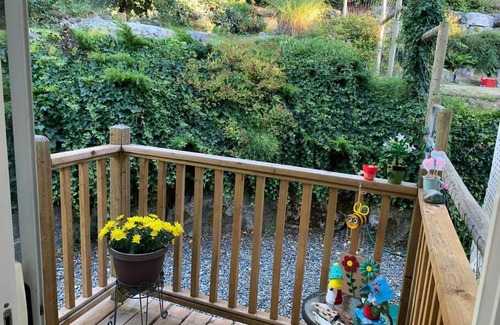 Mill Bay Apartment | Forest trails suite