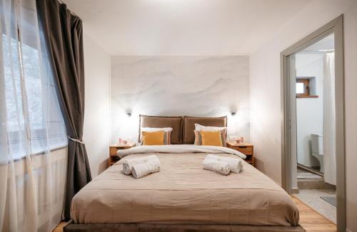 Sinaia Apartment | Forest Villa Private Apartment with Balcony & Parking - Hublou Home 3