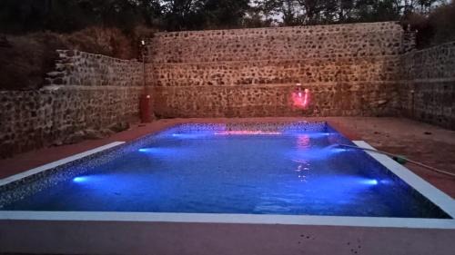 Vada House | Forestview Paradise