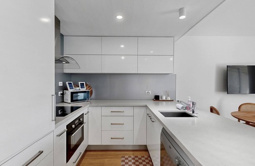 Noosa Heads Apartment | Forget The Car You Won't Need It