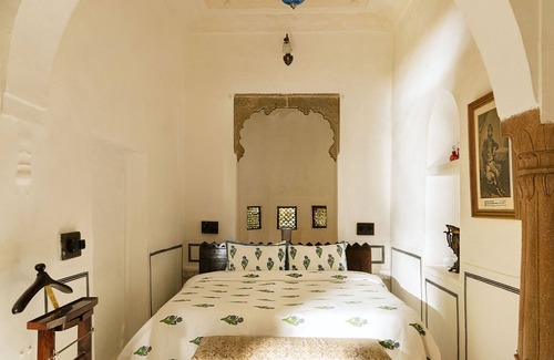 Bhinai Hotel | Fort Barli - A 16th Century Castle