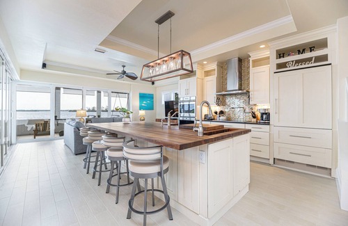 Alabama Grove Terrace House | Fort Myers Florida Waterfront Luxury Home, Newly Remodeled, Sleeps 12!