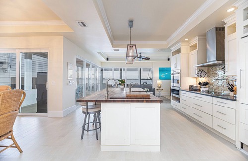Alabama Grove Terrace House | Fort Myers Florida Waterfront Luxury Home, Newly Remodeled, Sleeps 12!