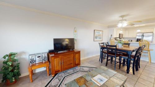 Tybee Island Apartment | Fort Screven Villas 201 by Tybee Vacation Rentals