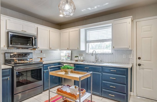Westworth Village House | Fort Worth Getaway! Near The Stockyards, Downtown & All The Fun!