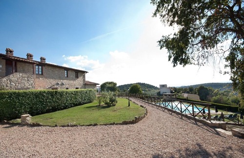 Gualdo Cattaneo House | Forte Sorgnano | Farmhouse with private pool