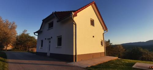 Canton 10 House | Fortuna
