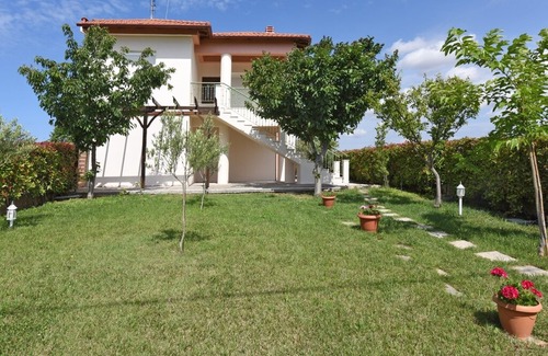 Paralia Dionysiou Cottage | Fotinia Beach House ground flo in Nea Propontida