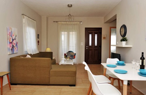 Paralia Dionysiou Cottage | Fotinia Beach House 1st floor - Dionysiou Beac...